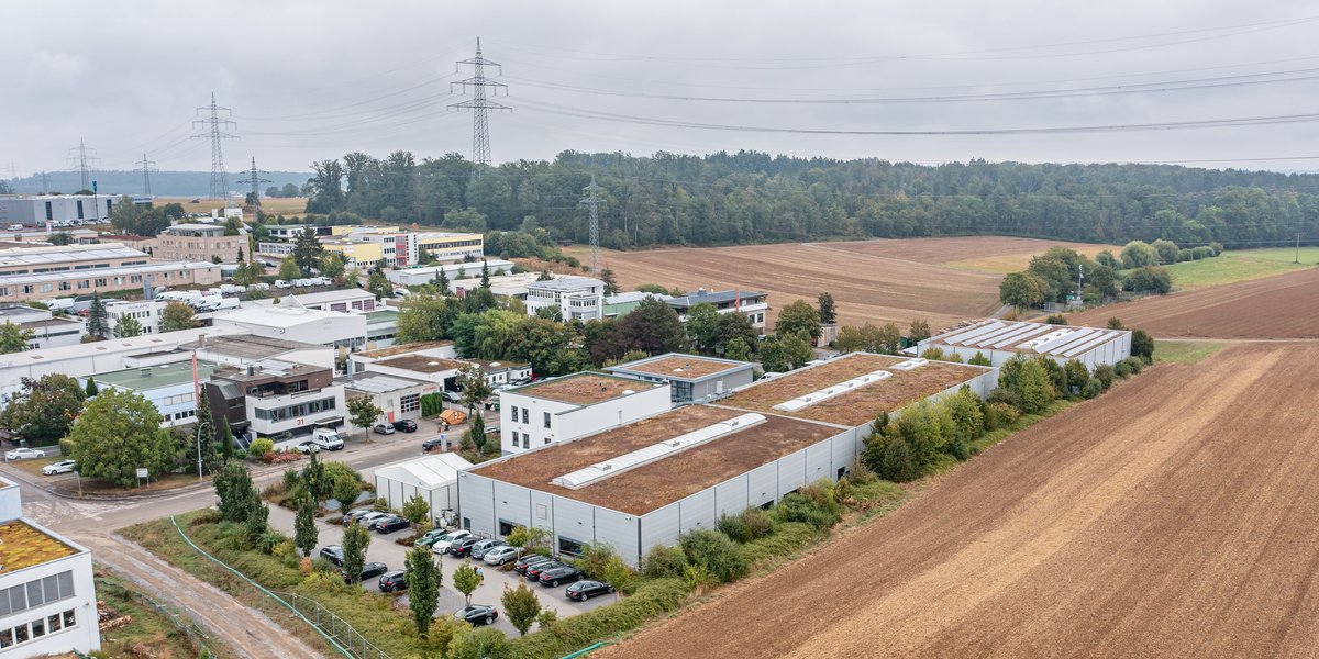 Light_Industrial_Gebäude_Ditzingen_1